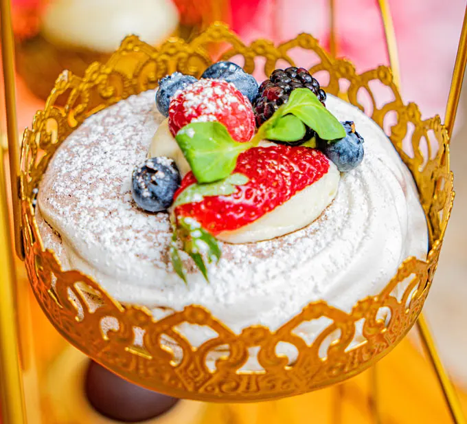 Mad Hatters Brunch Series Extended Through June 25 | Isabelle's Grill Room & Garden