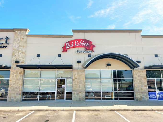 Red Ribbon Bakeshop Opens Its First Location in San Antonio, Texas on Saturday, May 27, Bringing Its Deliciously Unique Bakery Treats to Both Fans and Newcomers