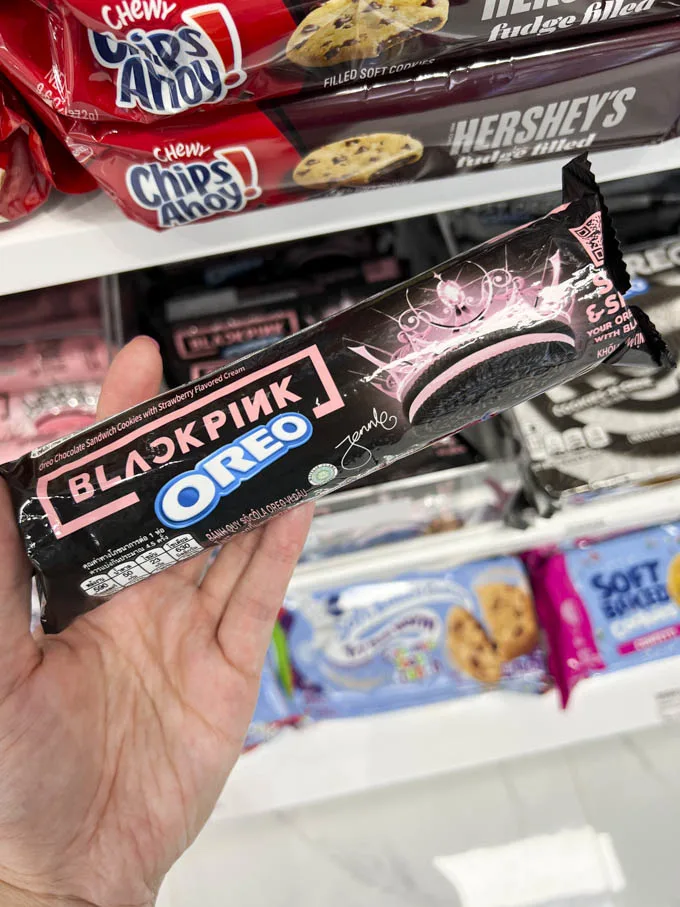 Smoke 2 Snack Vancouver West Broadway Offers Novelty Snacks