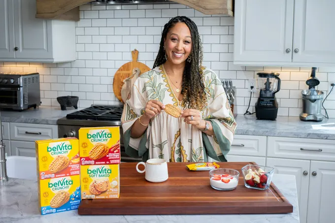 belVita Breakfast Biscuits and Tamera Mowry-Housley Team Up to Help Busy Moms "Rise & Thrive" This Summer