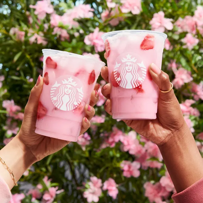 Starbucks new frozen lemonade drinks are ahhh-inspiring