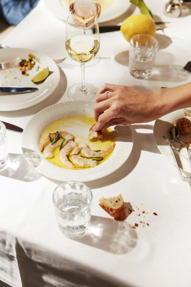 The cosmopolitan of las vegas opening lpm restaurant bar