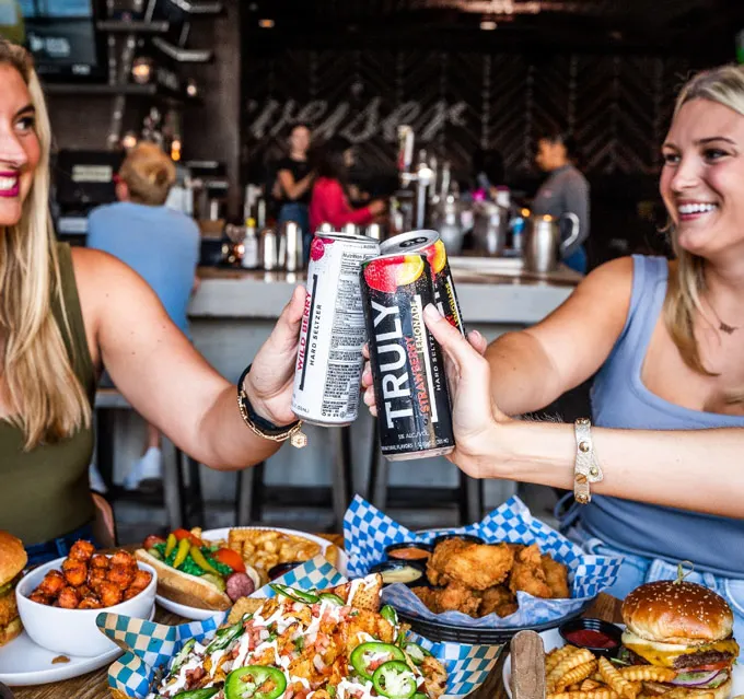 Fri-YAY! Where to Enjoy Summer Fridays and Hot Happy Hours in Chicago