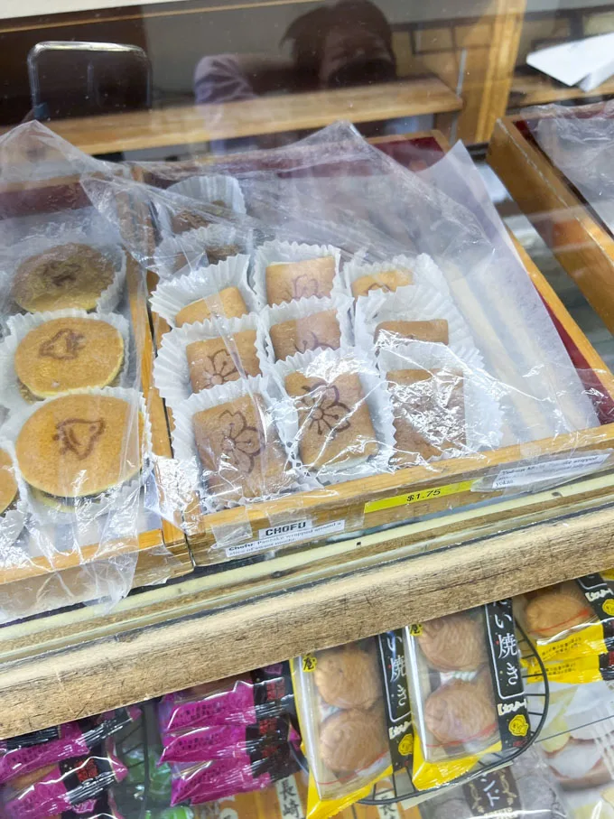 Fugetsu-Do Bakery Shop Los Angeles - Mochi & Rice Cakes