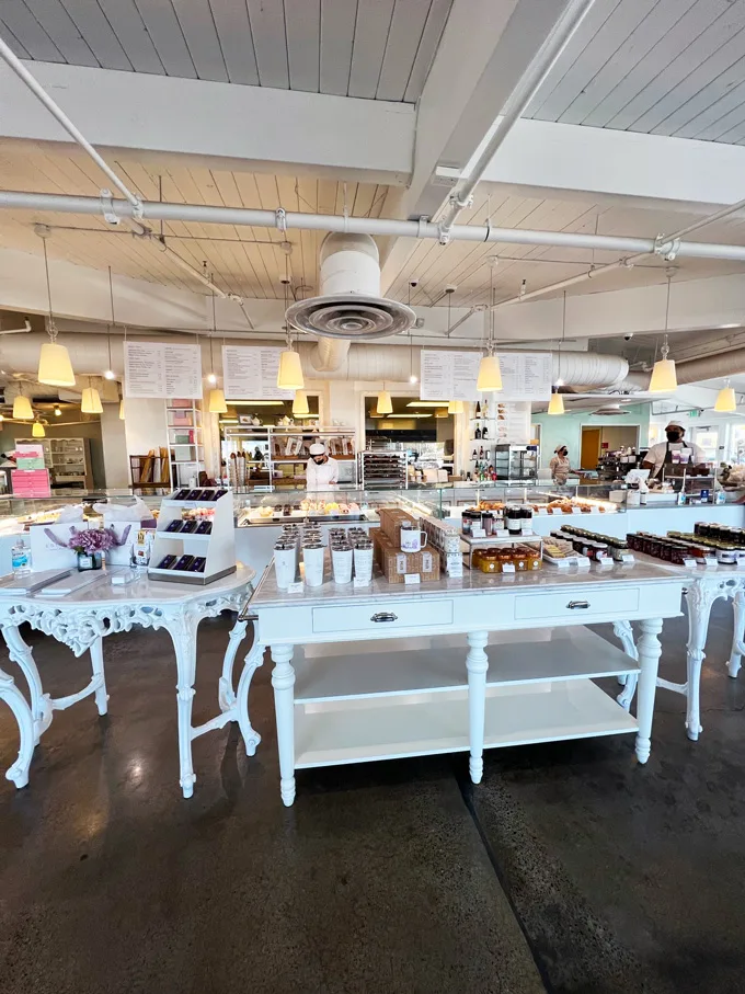 Estelle Bakery & P&acirc;tisserie in Sacramento California