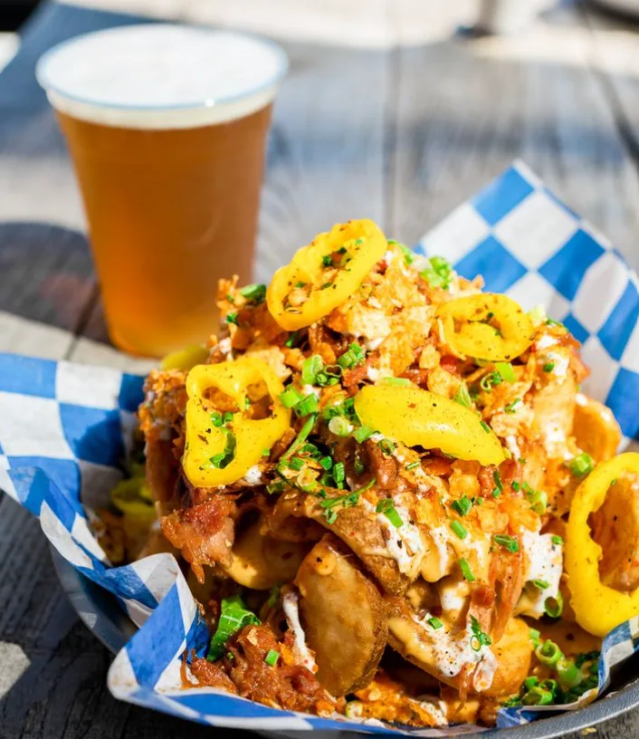The Best Upcoming College Football & NFL Specials in Chicago