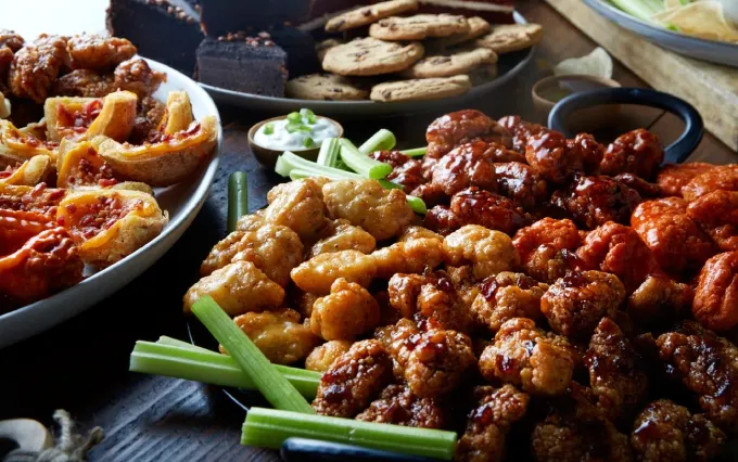 TGI Fridays Helps Fans Win Football Season with Special Offers