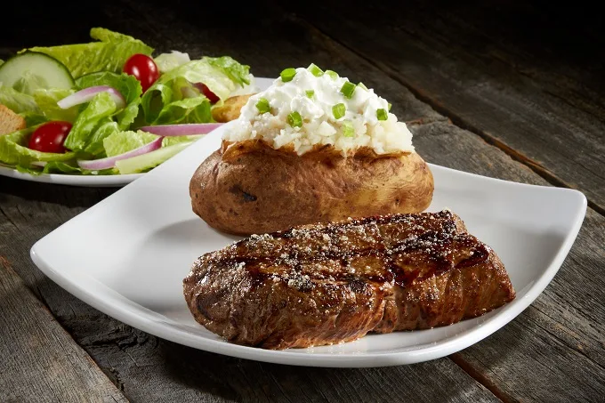 [California Veterans Day Deals] FREE LUNCH for Vets/Active Military at all local Sizzler Locations on 11/11
