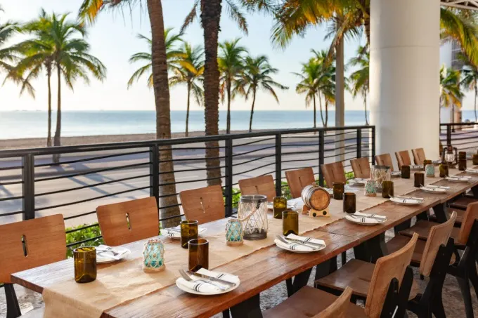 Where to Get Your Stone Crab Fix this Season in Florida (Oct 15-May 1)