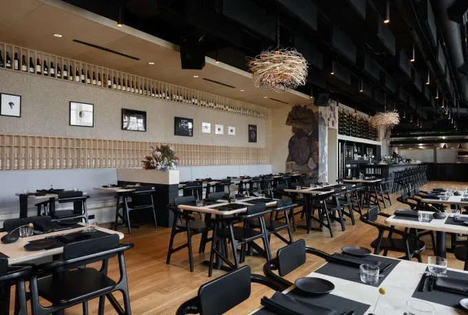 Magic Of The Metropolis: Bronzeville Winery teams up with famed Chicago urban historian Dilla to celebrate the history of Bronzeville