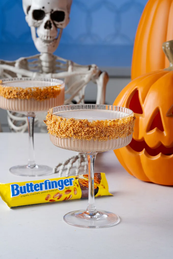 Butterfinger Halloween Cocktail with Tinx