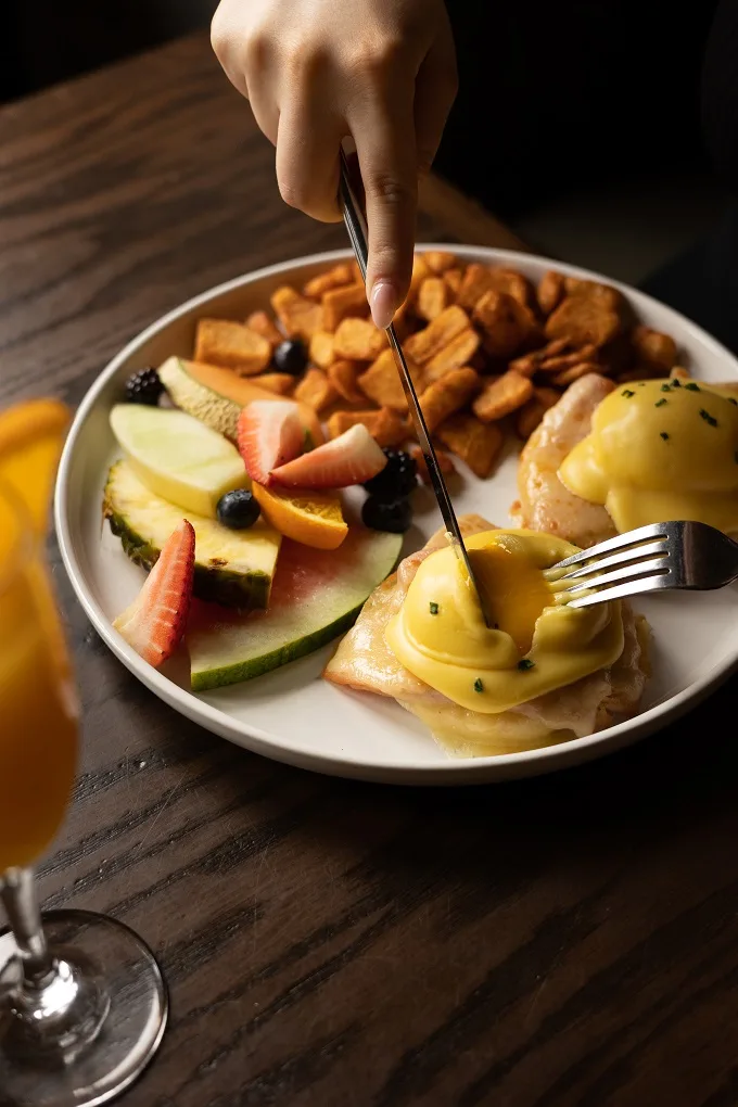 Discover Gaspar, Old Montreal&rsquo;s Newest French Bistro!