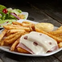 [California Veterans Day Deals] FREE LUNCH for Vets/Active Military at all local Sizzler Locations on 11/11