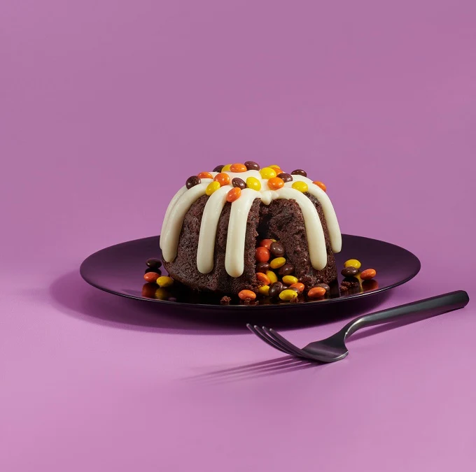 Bundtlet Full O' REESE'S PIECES