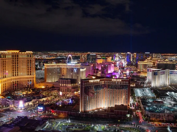 Las Vegas Promises a Fast and Fun Weekend of Festivities During the Inaugural Formula 1 Heineken Silver Las Vegas Grand Prix
