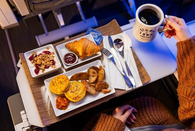 Alaska Airlines Rekindles Nostalgia With 'Greatest Hits' Menu, Bringing Back Beloved Inflight Meals This Winter