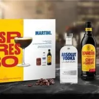Espresso Martinis Are Timeless With Absolut And Kahlua's New Cocktail Kit!