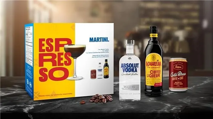 Espresso Martinis Are Timeless With Absolut And Kahlua's New Cocktail Kit!
