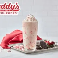 Freddy's Features French Onion Steakburger And OREO Cookie Peppermint Shake For A Limited Time