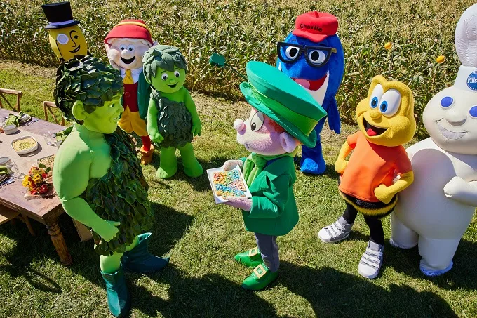 Green Giant Supports No Kid Hungry By Hosting Friendsgiving Feast For Beloved Food Brand Mascots