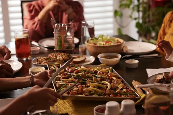 McCain Foods Teams Up With Celebrity Chef Susur Lee To Launch Medleys, A Wholesome Side Dish Featuring Roasted Potatoes And Vegetables