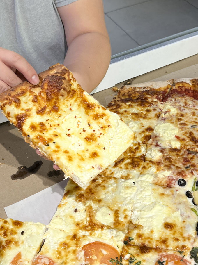 Biggest Pizza in Las Vegas 36" at Napoli Pizzeria Foodgressing