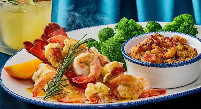 Red Lobster NEW Cheddar Bay Stuffing