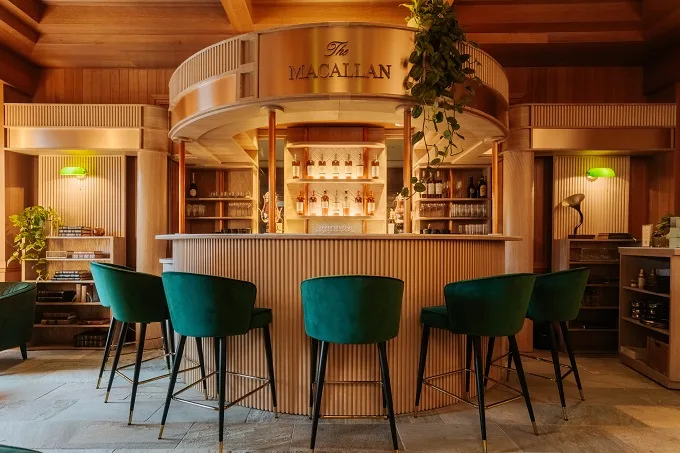Winter | Where To Drink Vancouver: The Library By The Macallan At Four Seasons Whistle