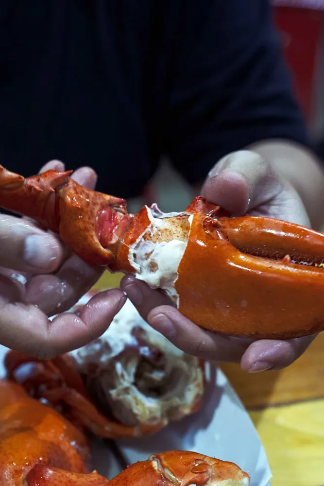 New England Lobster Market & Eatery in Burlingame CA [Review]