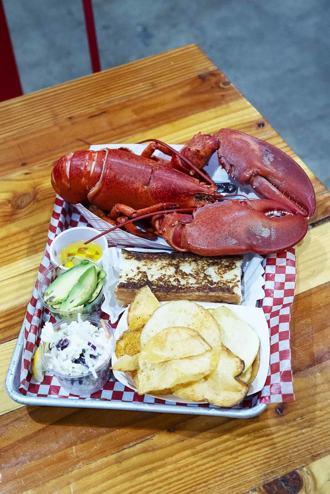 New England Lobster Market & Eatery in Burlingame CA [Review