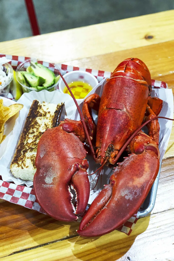 New England Lobster Market & Eatery in Burlingame CA [Review]