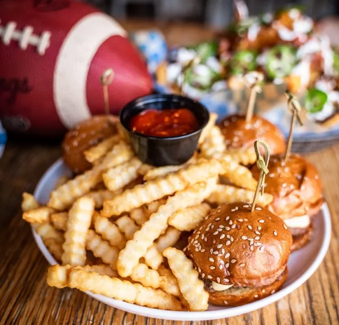 Chicago&rsquo;s Hottest Super Bowl Sunday Happenings at Four Corners