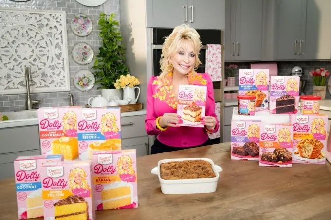 Global Superstar Dolly Parton And Conagra Brands Enter Exclusive Licensing Partnership For Retail Food Duncan Hines