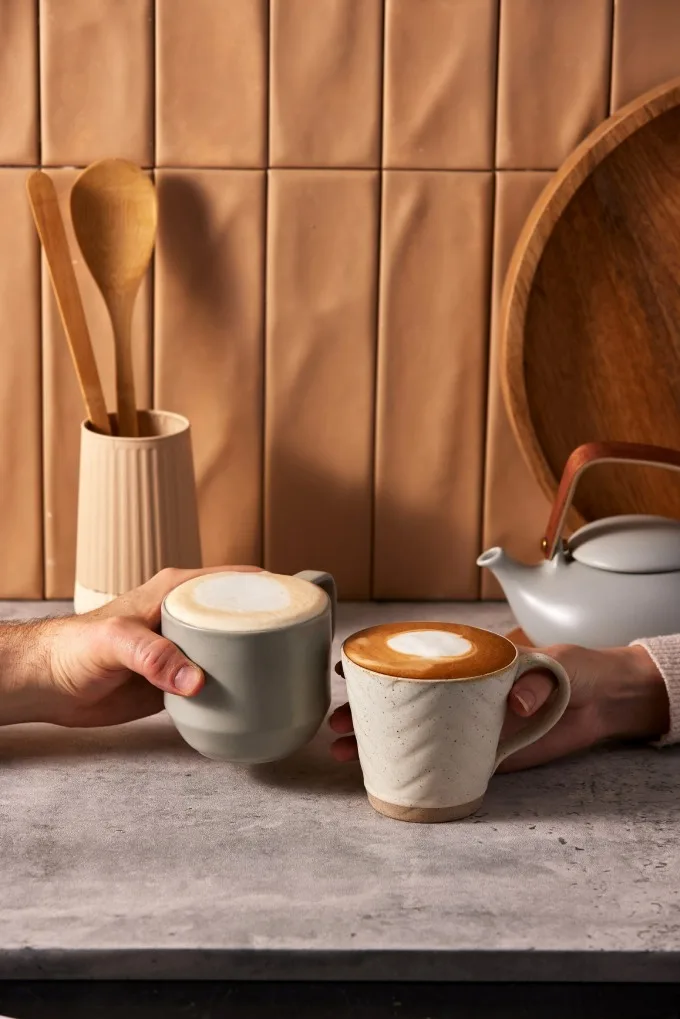 Good Earth Coffeehouse Unveils Winter Seasonal Drinks and Exciting Partnership with Pluck Tea