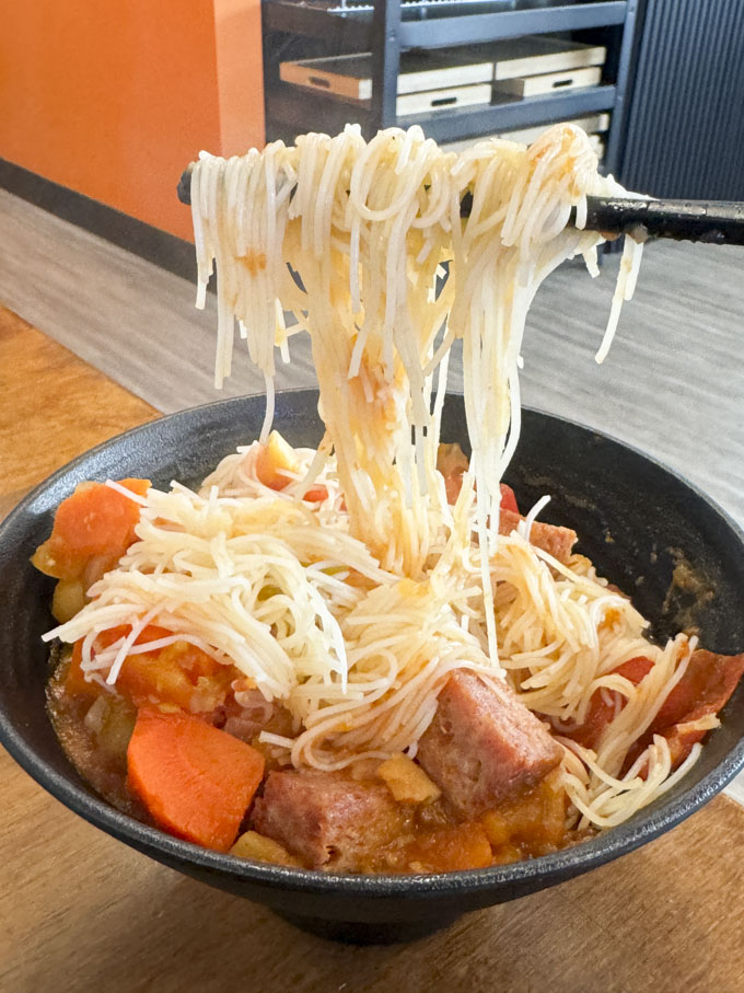 Ho Yuen Cafe 豪園冰室 - New Hong Kong Style Cafe in Vancouver