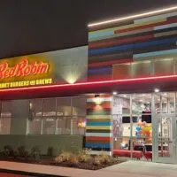 Red Robin Unleashes Famous Gourmet Burgers, Brews And Fun At Newest Location In Rossford, Ohio