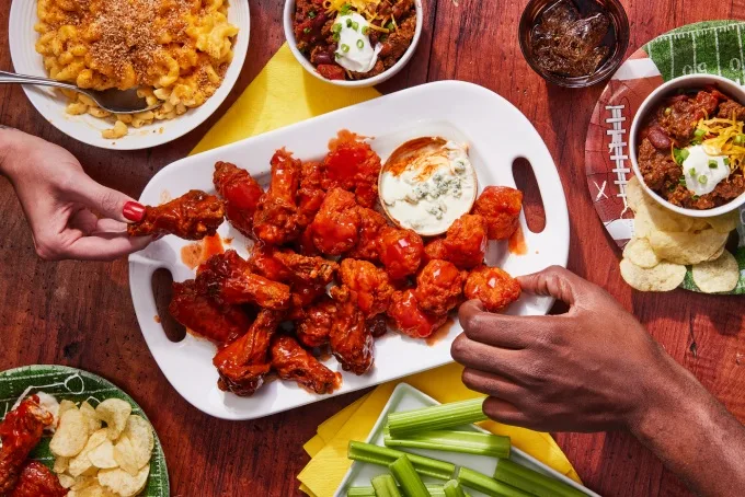 Home Chef debuts Frank's RedHot Buffalo wings in Kroger stores