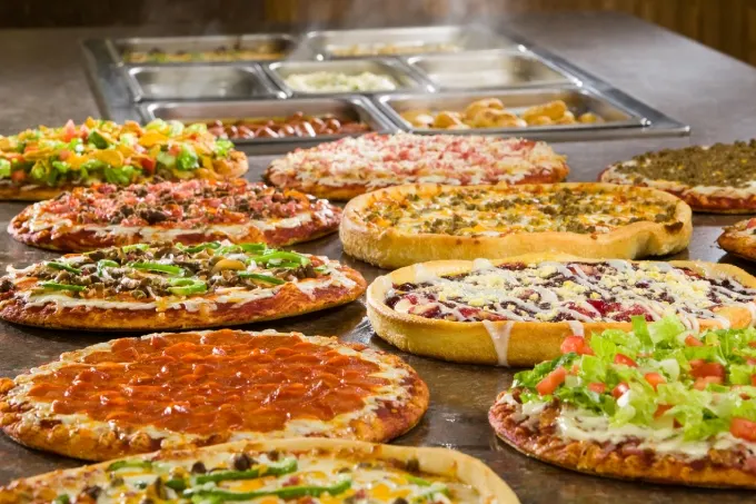 Super Bowl To-Go Specials, Food Deals & Watch Parties -- Bar Louie, Bad Daddy's, The Greene Turtle, Twin Peaks + More
