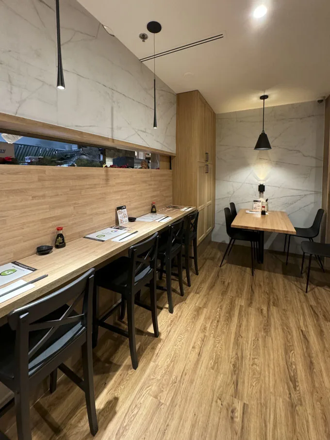 MoMo Sushi Gastown Vancouver - Solid Sushi Spot