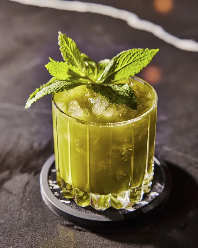 XOXO Sushi Bar Boston - Modern American-Japanese Experience