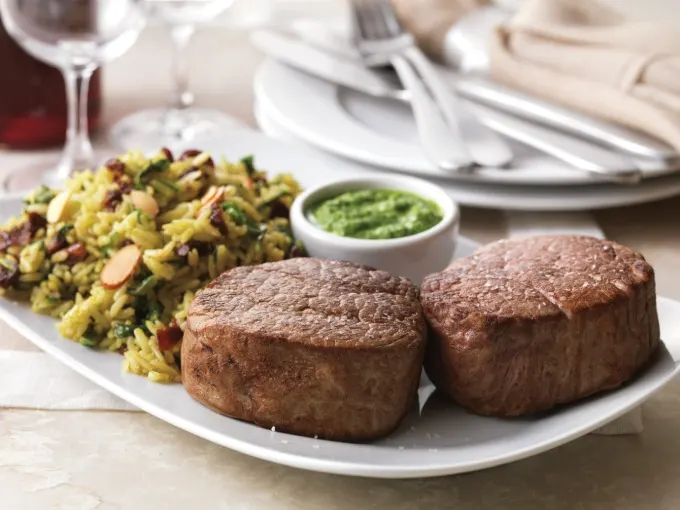 Beef & Wine Pairings You'll Love This Valentine's Day