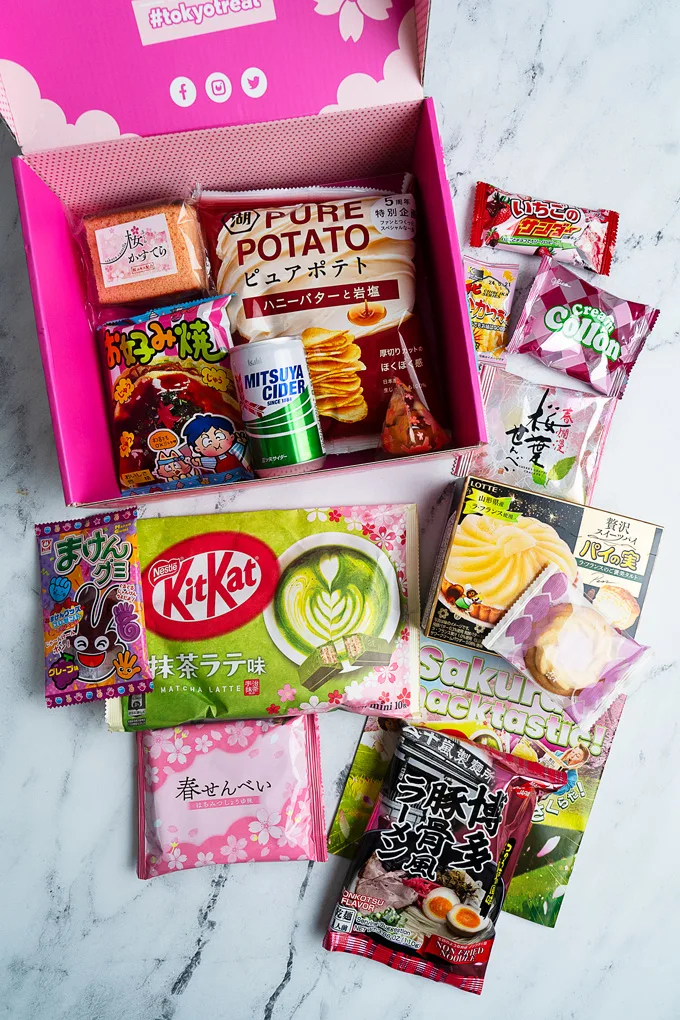 Tokyo Treat Sakura Snacktastic Box 2024 [Review]