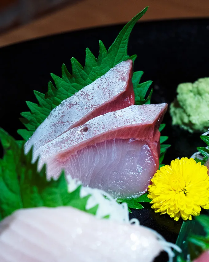 Tom Sushi - Downtown Vancouver Popular Sushi Spot