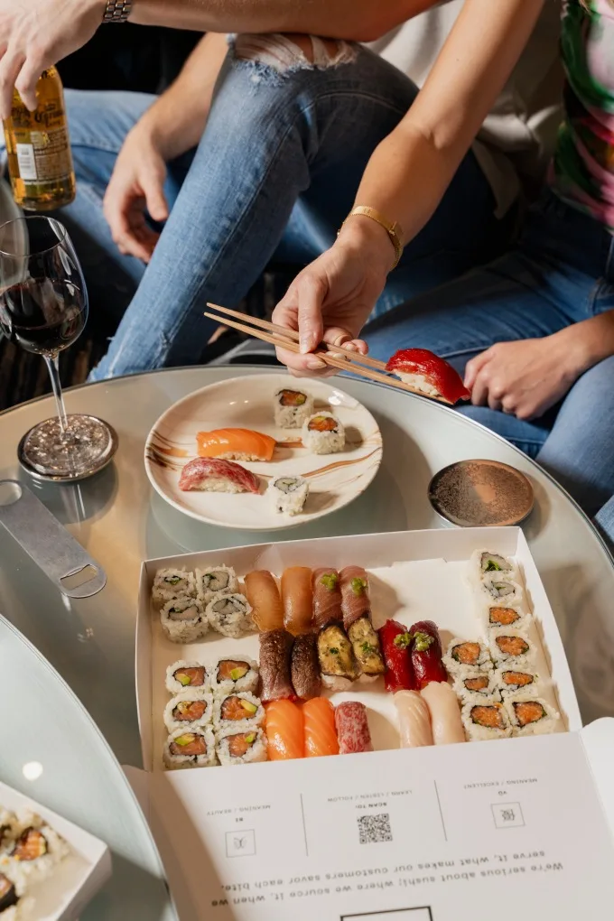 Yūbi Box Sushi Debuts Interactive, High Quality Sushi Delivery Experience in Miami, March 25