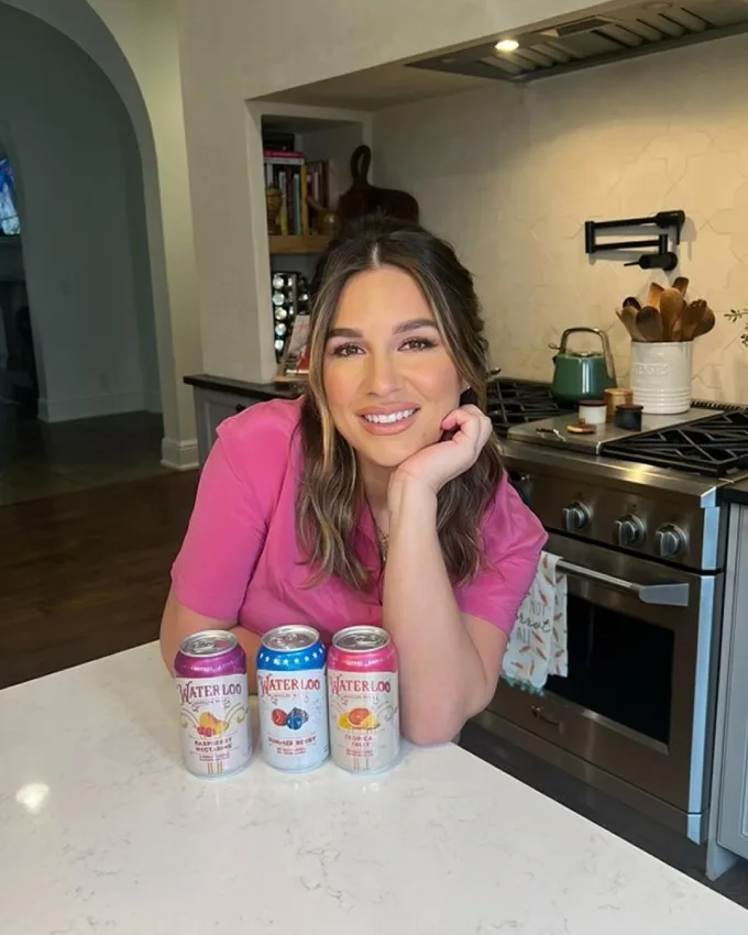 Waterloo Sparkling Water Launches All-New Flavor And Brings Back Fan-Favorite In Partnership With Jessie James Decker