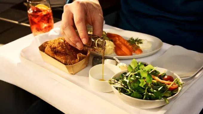Lufthansa Business Class debuts new culinary highlights