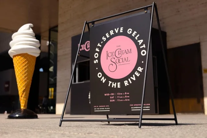 Artisanal Ice Cream Pop-Up on the Chicago River Opening for the Summer