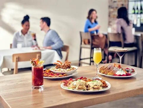 Delight Dads to Eggcellent Brunch Specials at Bonefish Grill