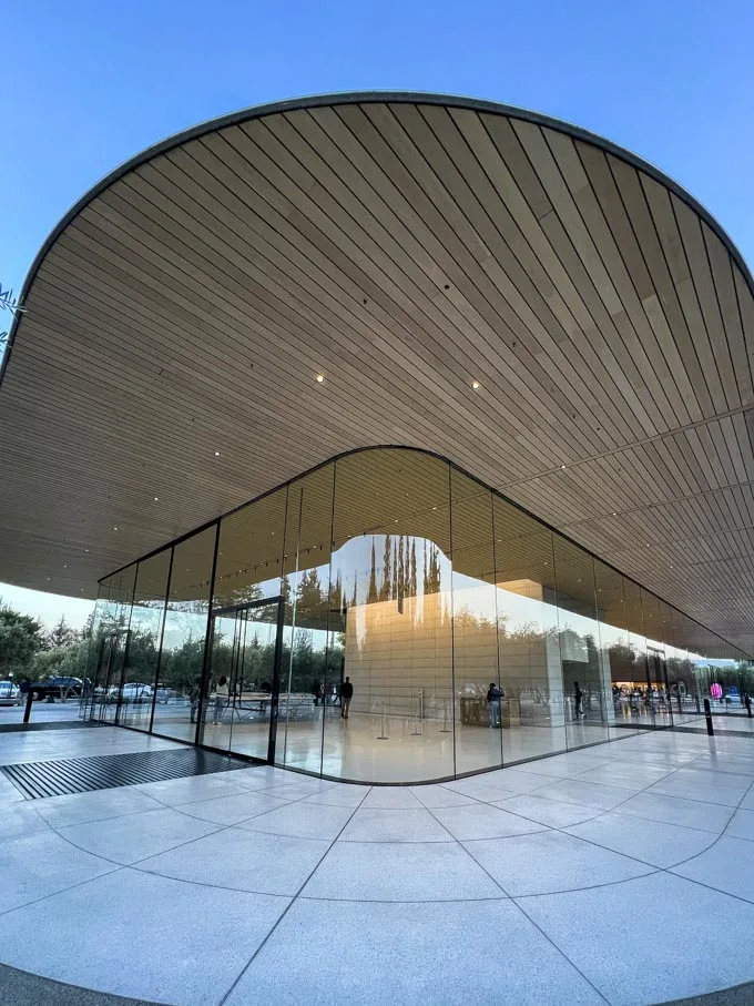 Apple Park Visitor Center: My Experience