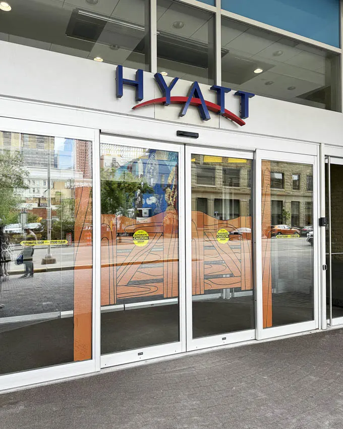 A Luxurious Stay at the Hyatt Regency Calgary